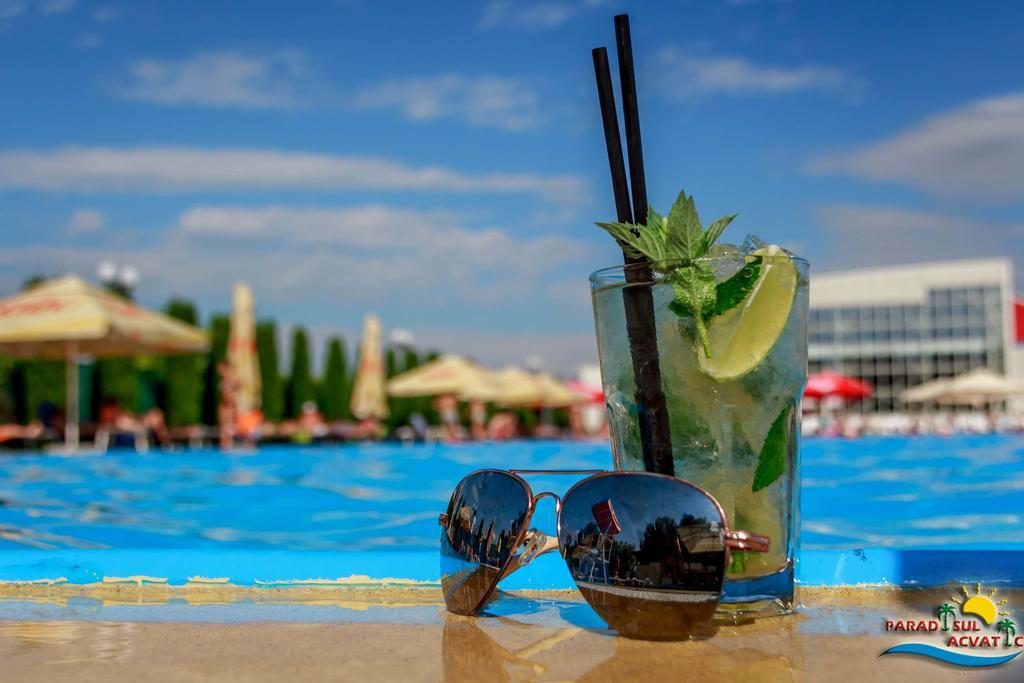 Hotel Alinalex - Paradisul Acvatic Braszów Zewnętrze zdjęcie